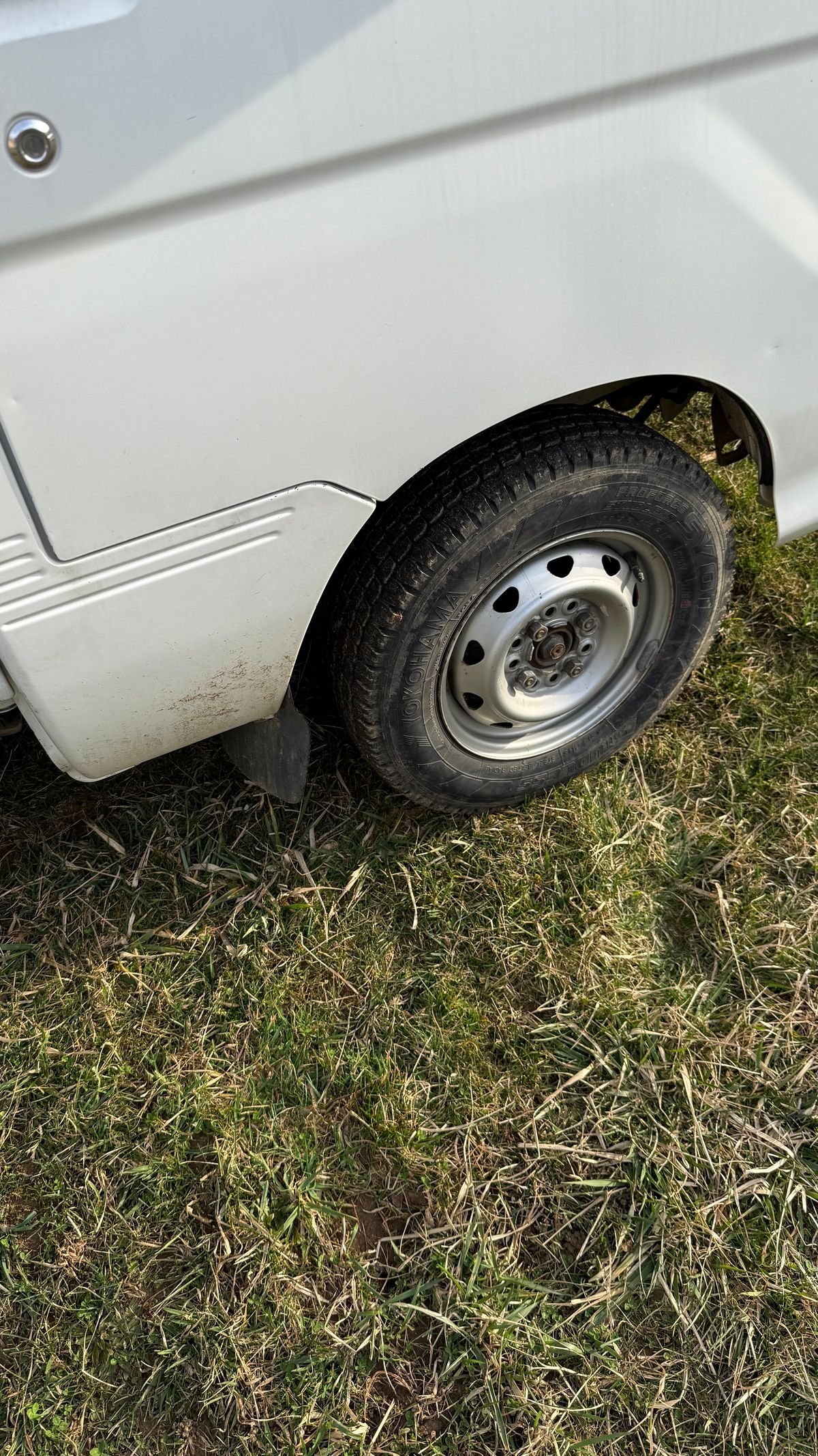 1999 Daihatsu Hijet JDM car for sale — photo 10 of 11