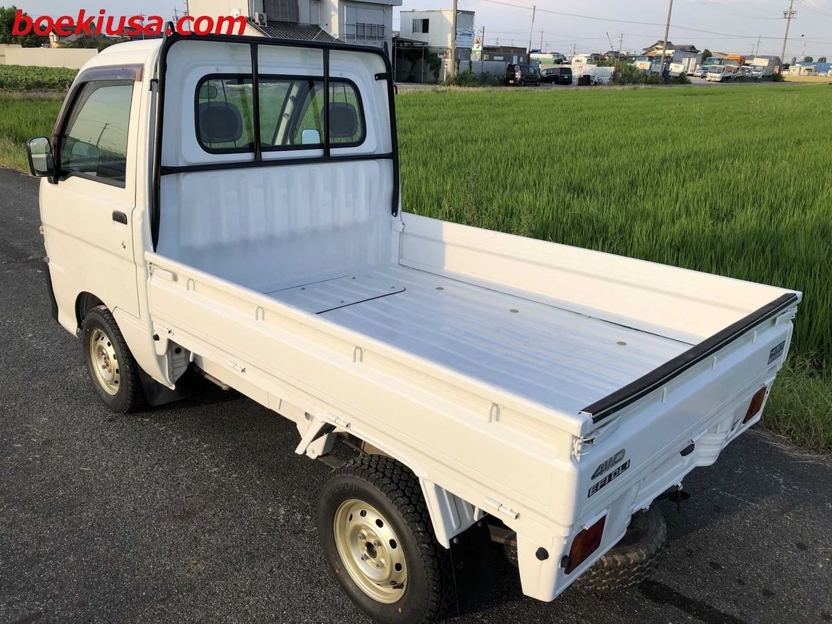 1999 Daihatsu Hijet JDM car for sale — photo 3 of 11
