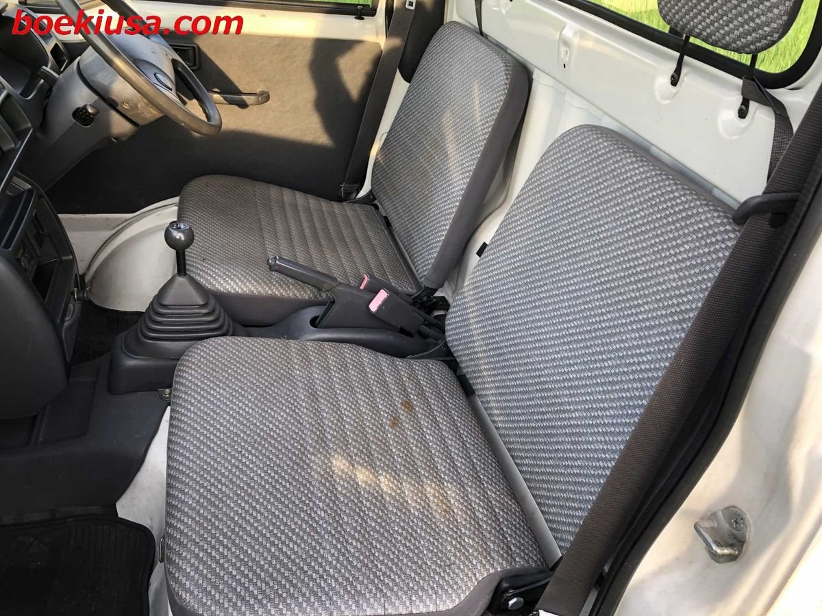 1999 Daihatsu Hijet JDM car for sale — photo 10 of 11