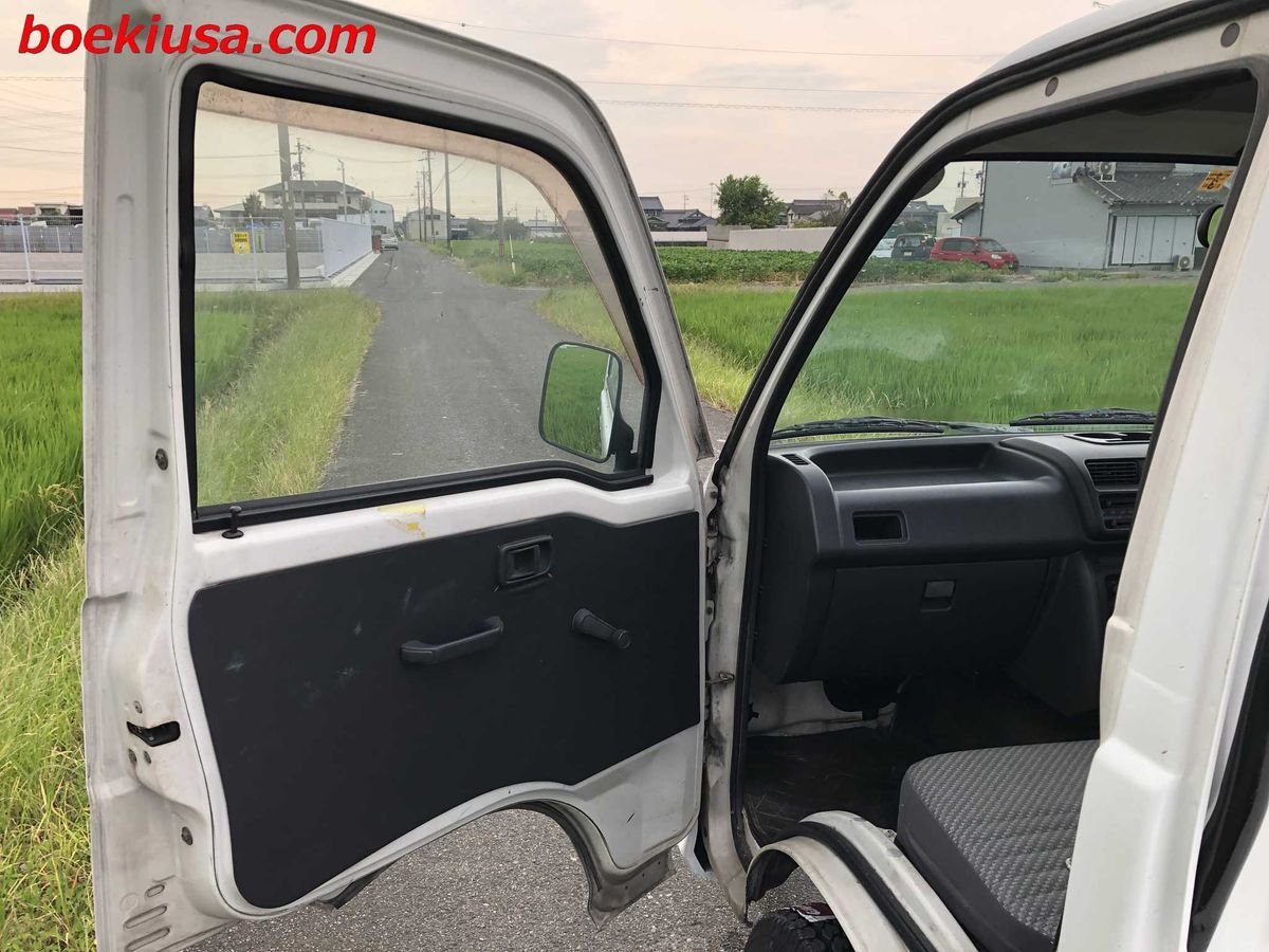 1999 Daihatsu Hijet JDM car for sale — photo 8 of 11