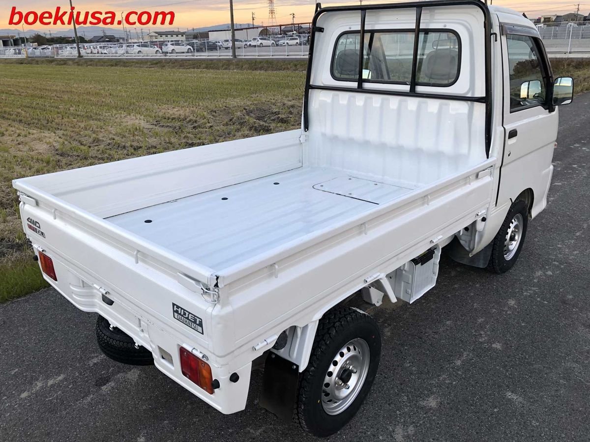 1999 Daihatsu Hijet JDM car for sale — photo 4 of 11