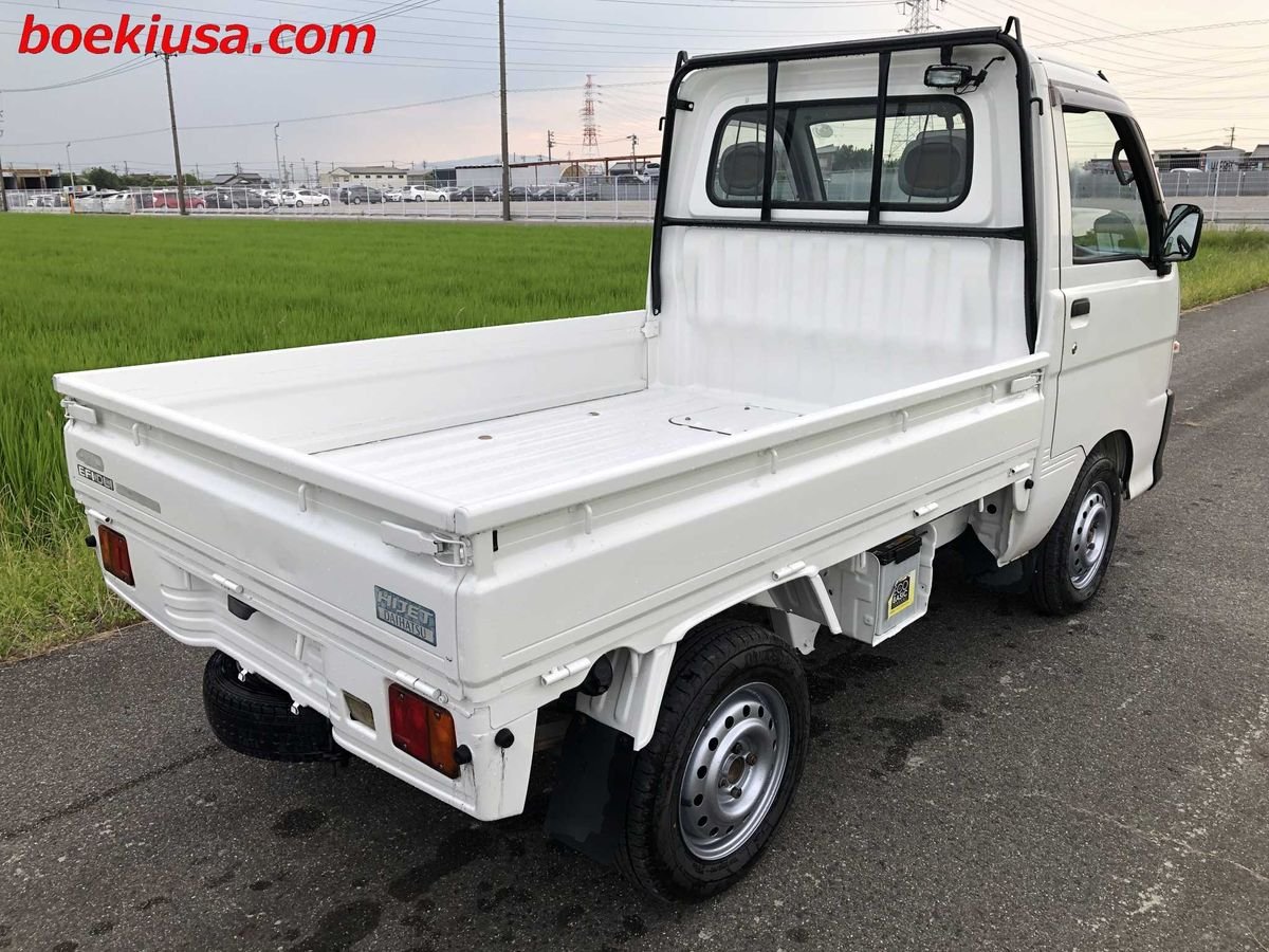 1999 Daihatsu Hijet JDM car for sale — photo 4 of 11