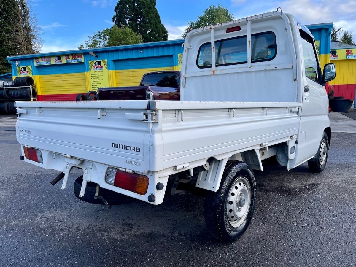 1999 Mitsubishi Minicab JDM car for sale — photo 6 of 9