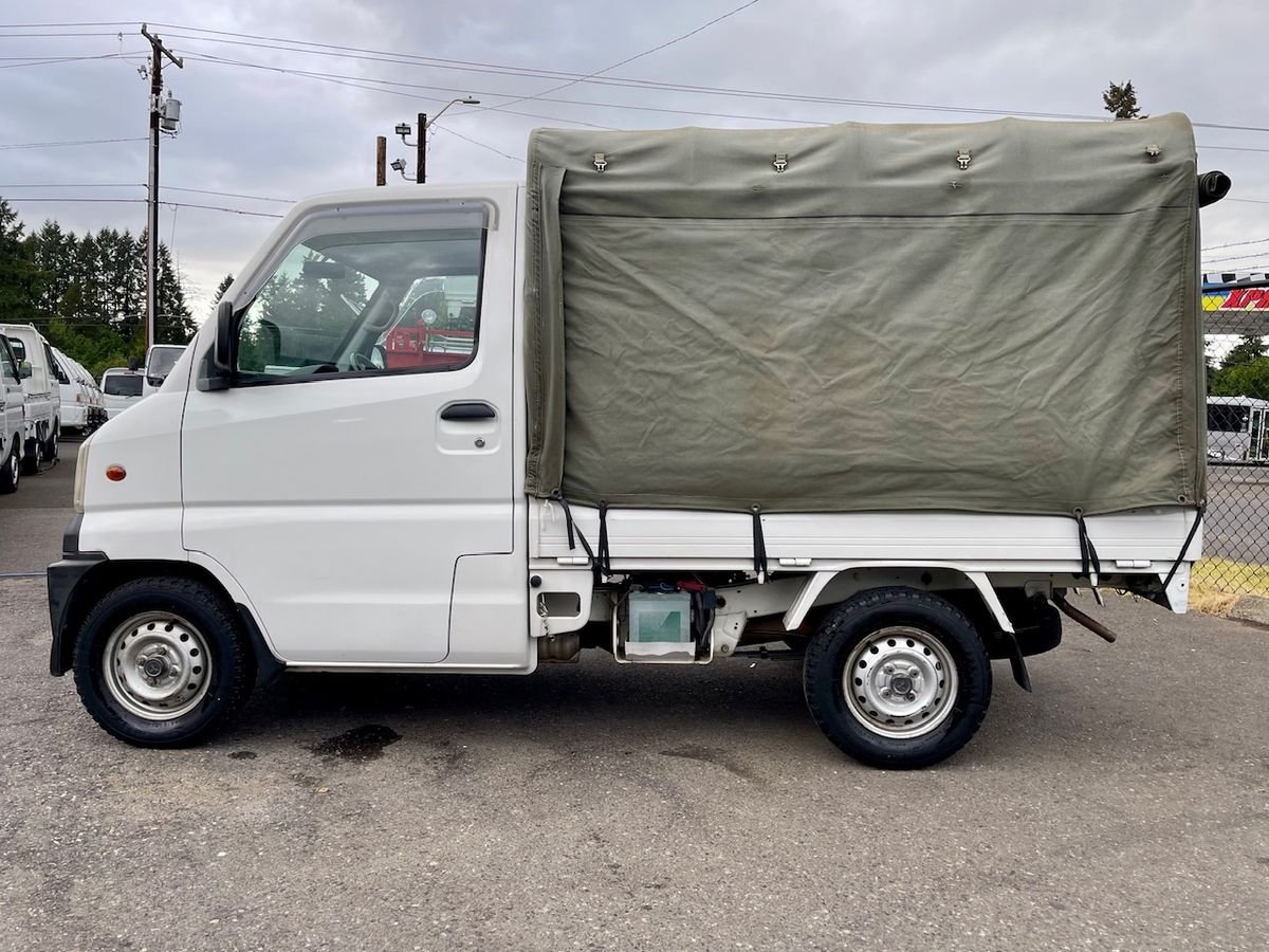 1999 Mitsubishi Minicab JDM car for sale — photo 3 of 9