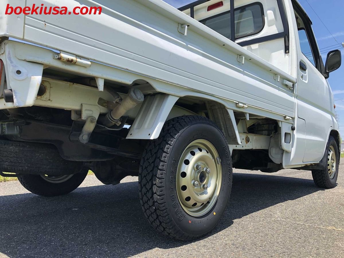 1999 Mitsubishi Minicab JDM car for sale — photo 6 of 11