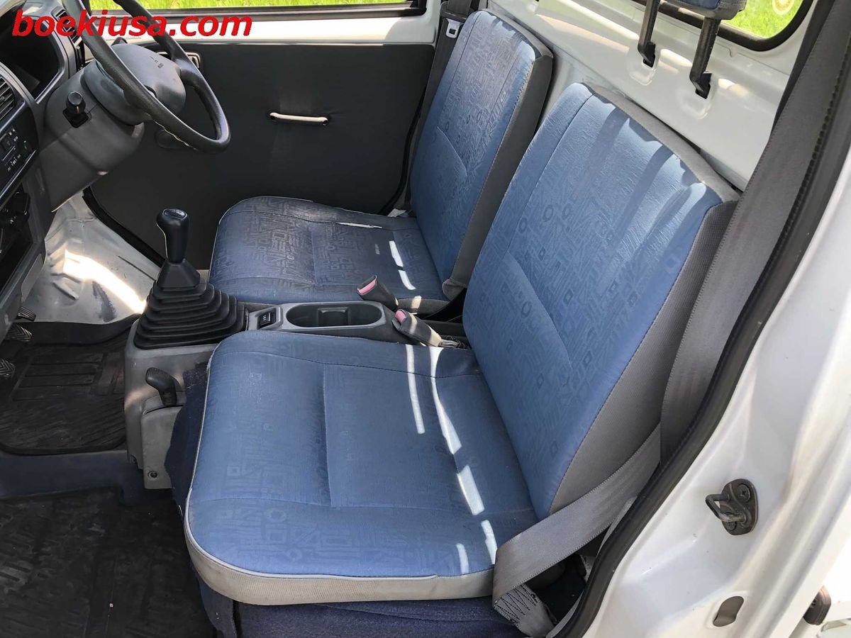 1999 Mitsubishi Minicab JDM car for sale — photo 10 of 11