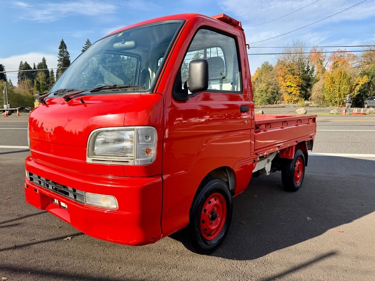 2000 Daihatsu Hijet JDM car for sale — photo 3 of 9