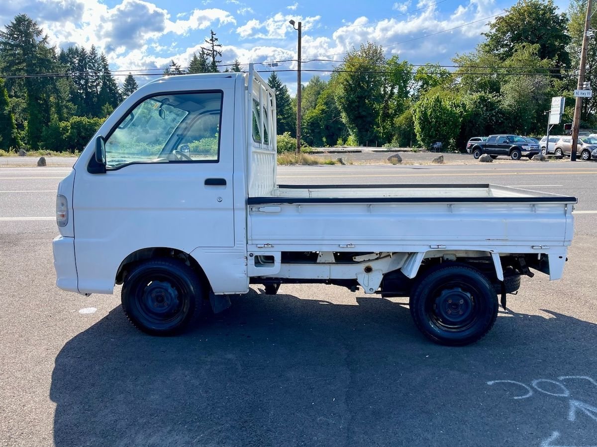 2000 Daihatsu Hijet JDM car for sale — photo 3 of 9