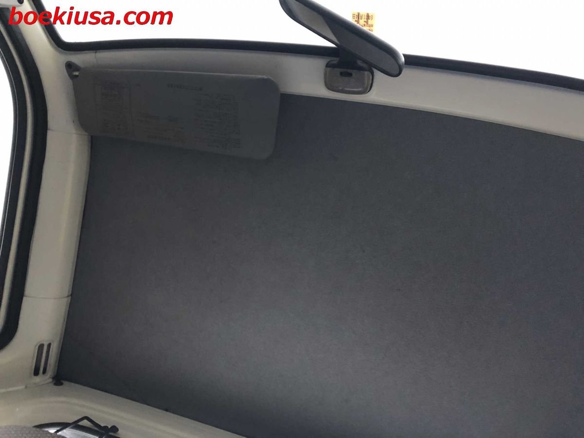 2000 Daihatsu Hijet JDM car for sale — photo 11 of 11
