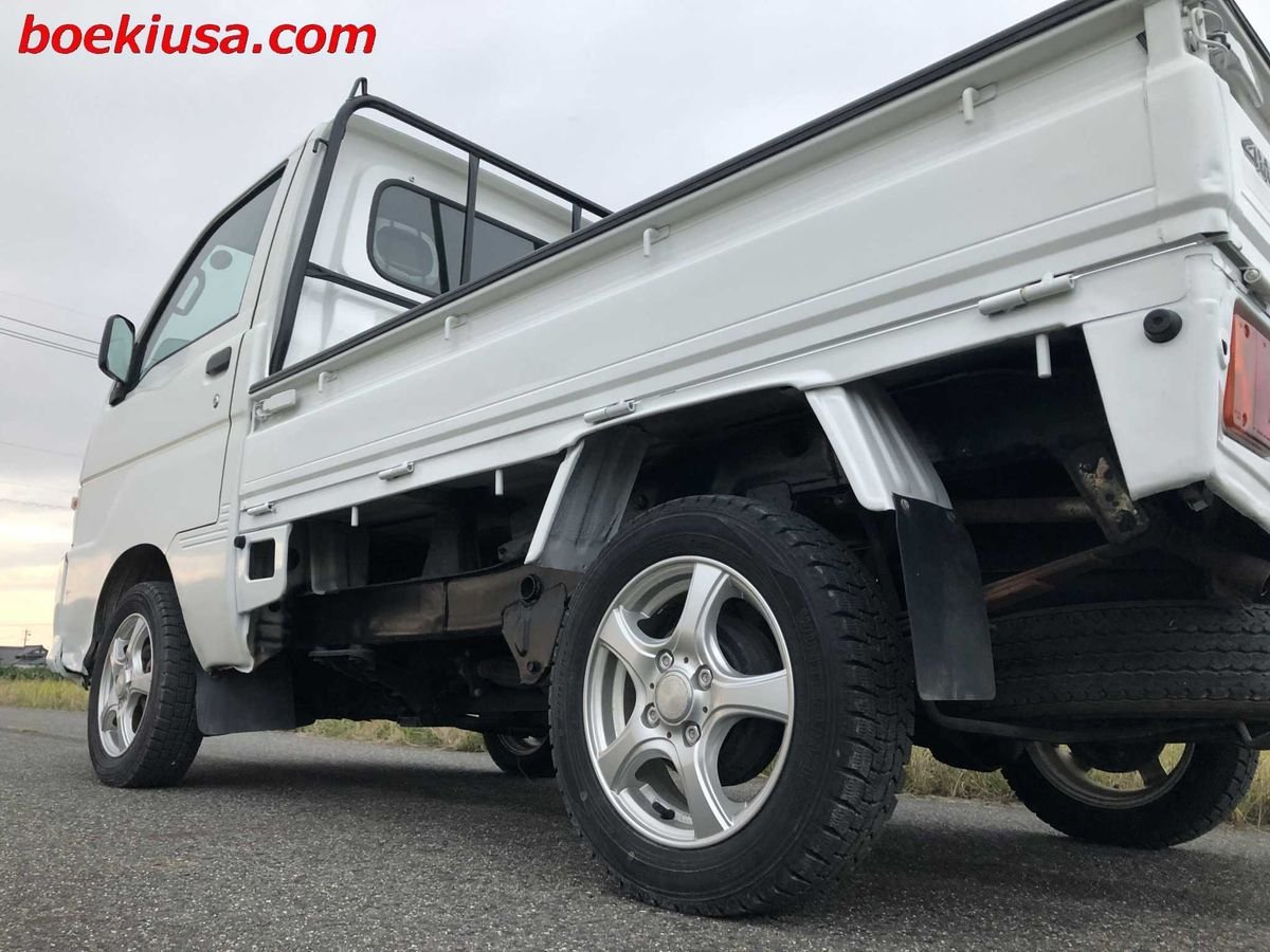 2000 Daihatsu Hijet JDM car for sale — photo 5 of 11