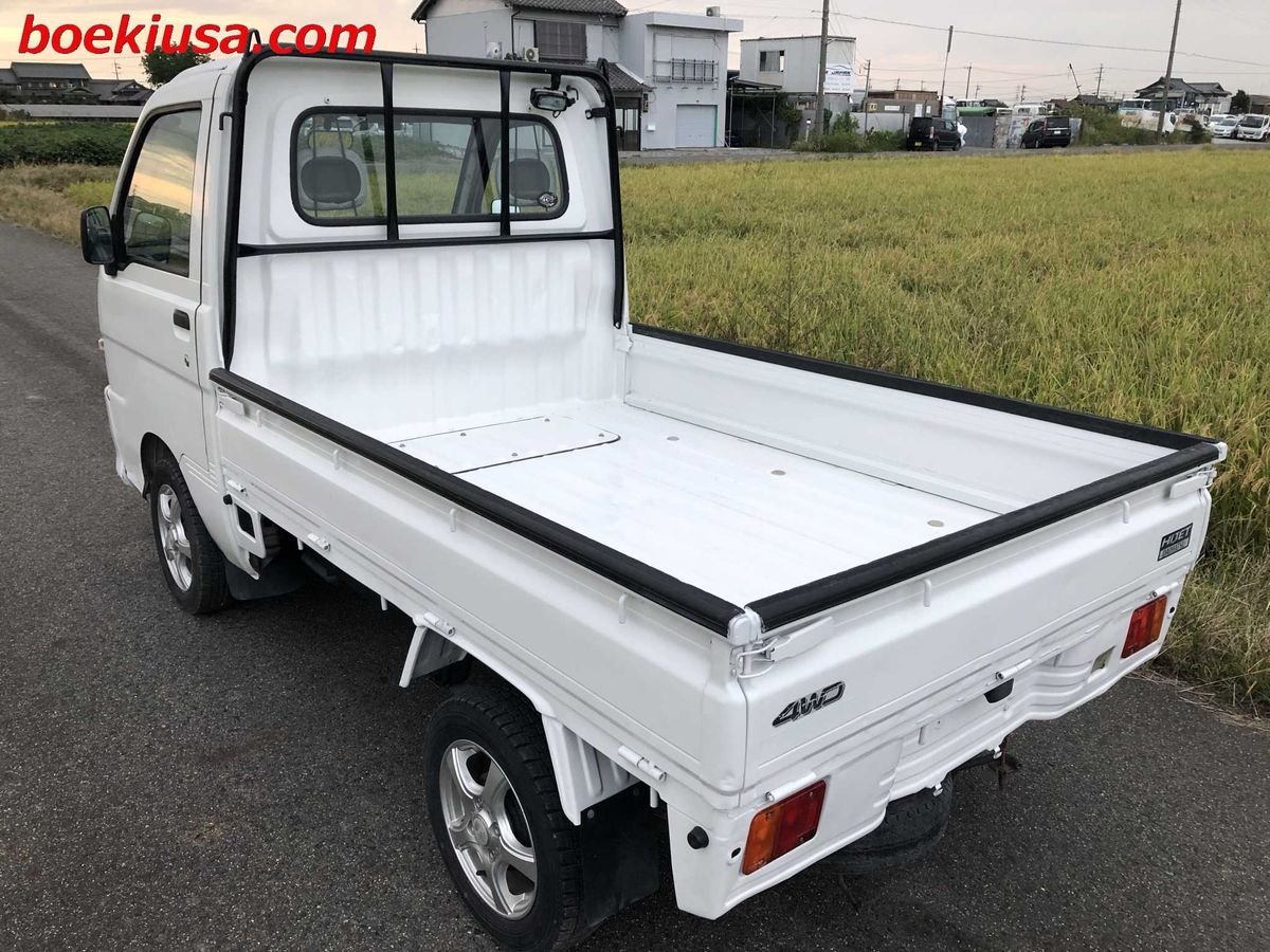 2000 Daihatsu Hijet JDM car for sale — photo 3 of 11