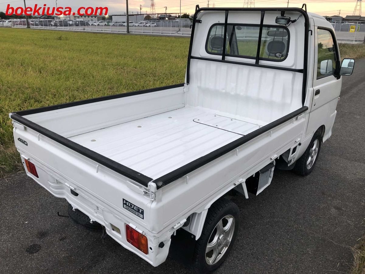 2000 Daihatsu Hijet JDM car for sale — photo 4 of 11