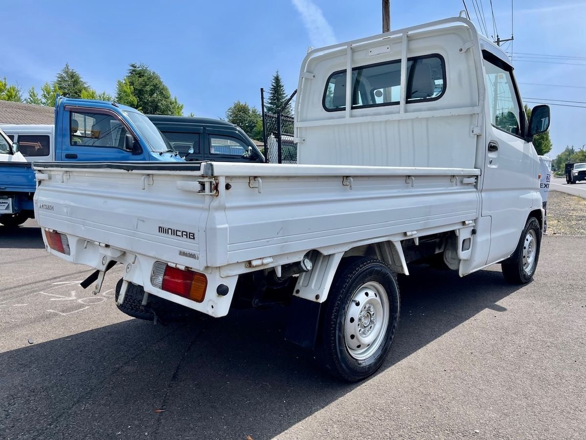 2000 Mitsubishi Minicab JDM car for sale — photo 6 of 9