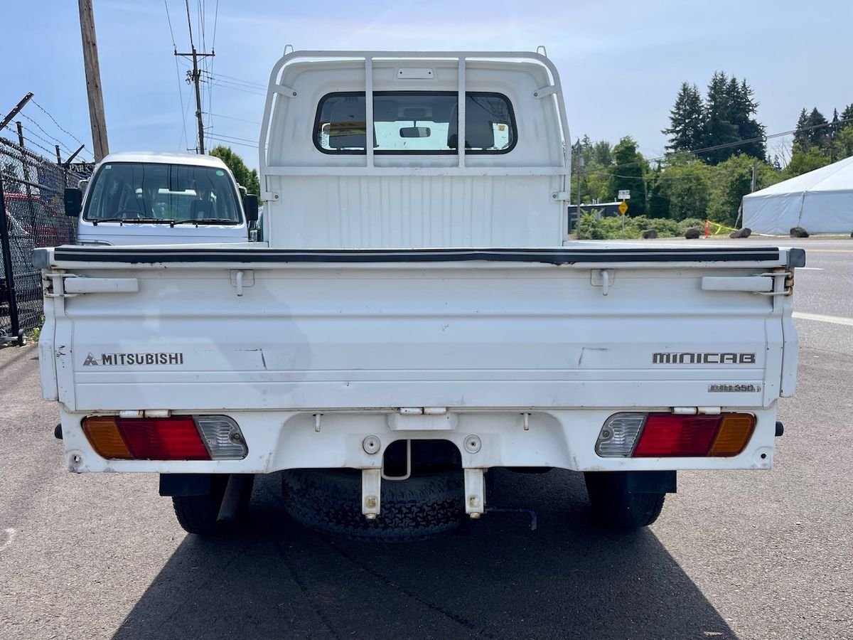 2000 Mitsubishi Minicab JDM car for sale — photo 5 of 9