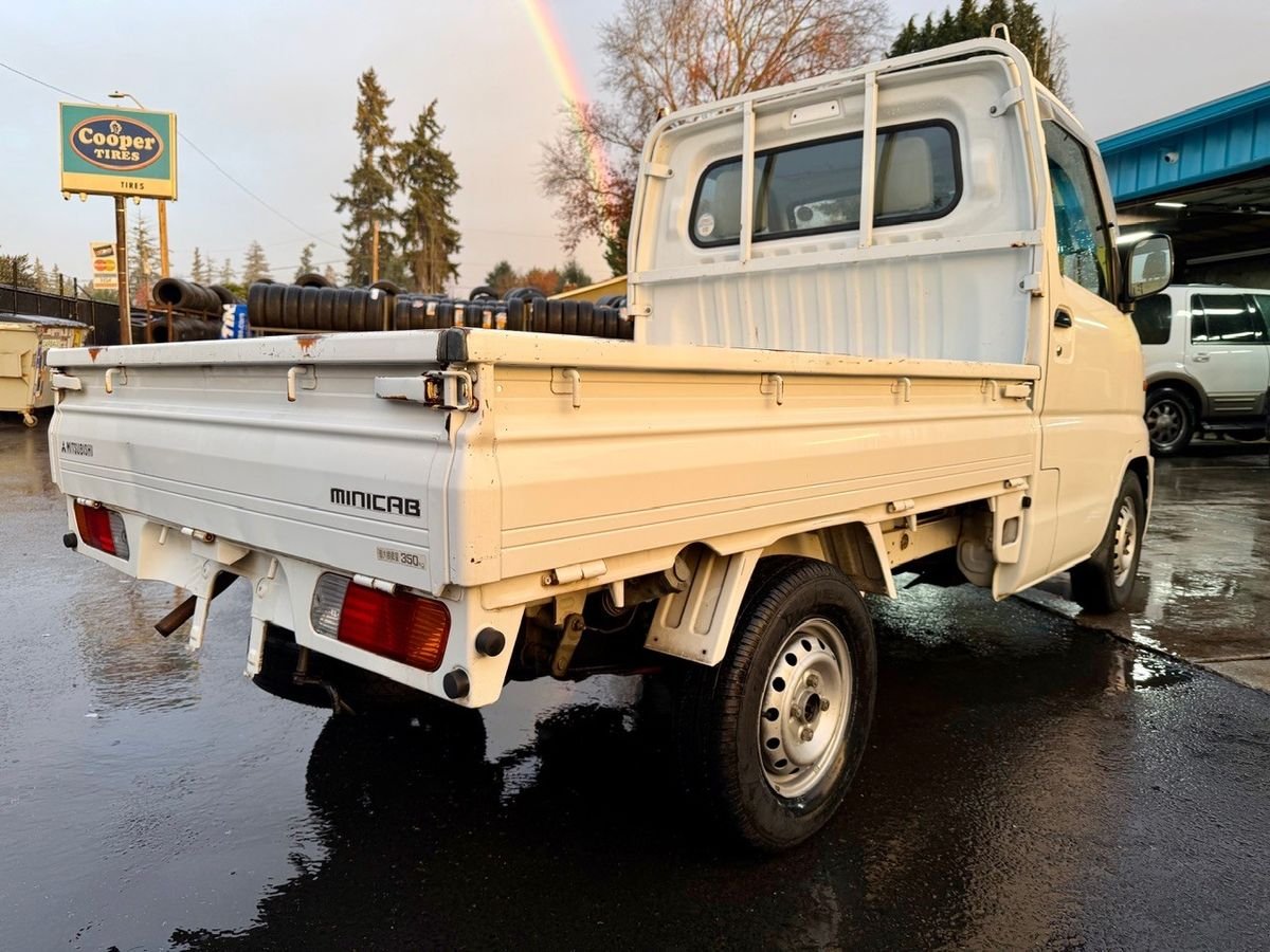 2000 Mitsubishi Minicab JDM car for sale — photo 7 of 9