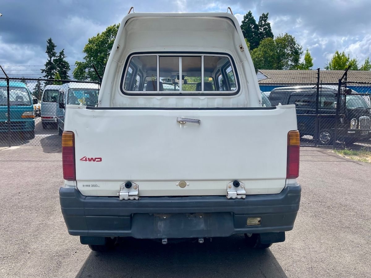 1993 Daihatsu Hijet JDM car for sale — photo 5 of 9