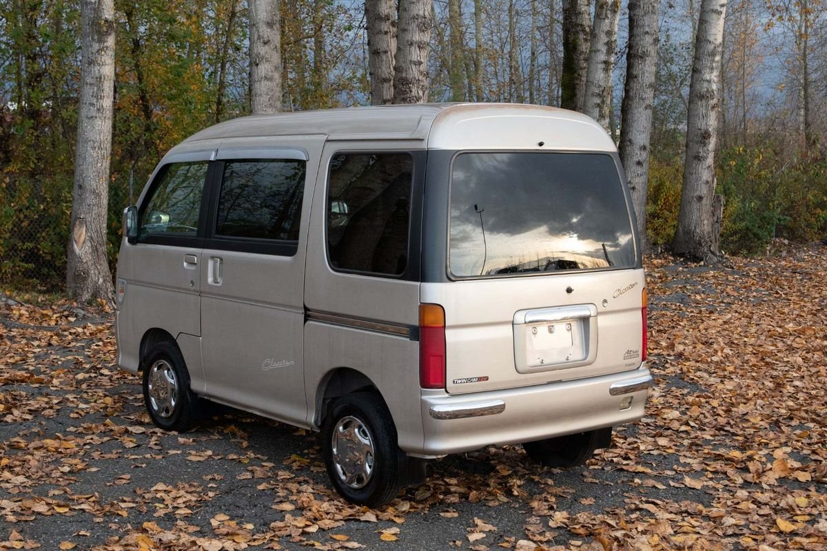 1997 Daihatsu Atrai JDM car for sale — photo 4 of 9