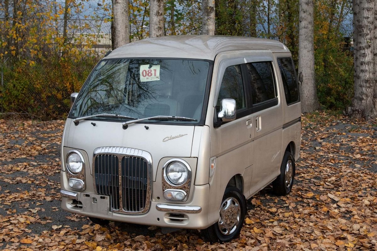 1997 Daihatsu Atrai JDM car for sale — photo 2 of 9