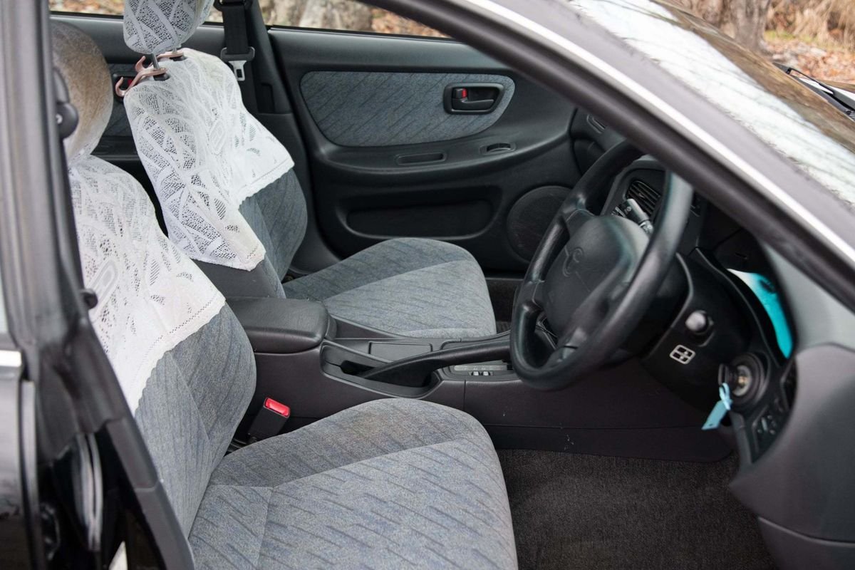 1996 Toyota Carina JDM car for sale — photo 9 of 9