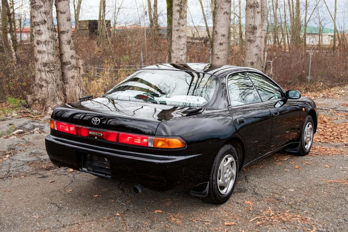 1996 Toyota Carina JDM car for sale — photo 5 of 9