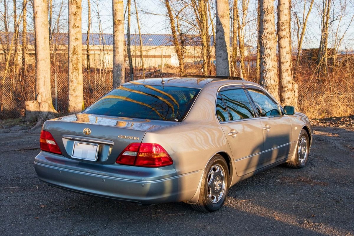 2000 Toyota Celsior JDM car for sale — photo 6 of 9