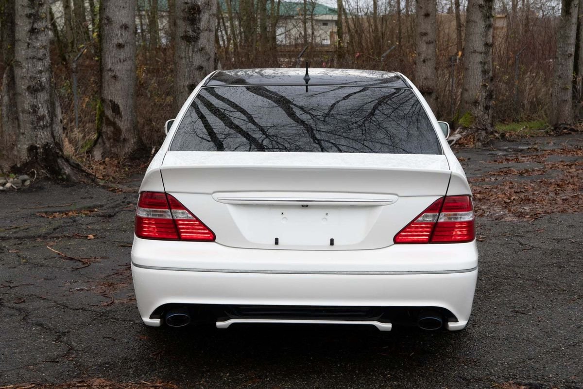 2000 Toyota Celsior JDM car for sale — photo 5 of 9