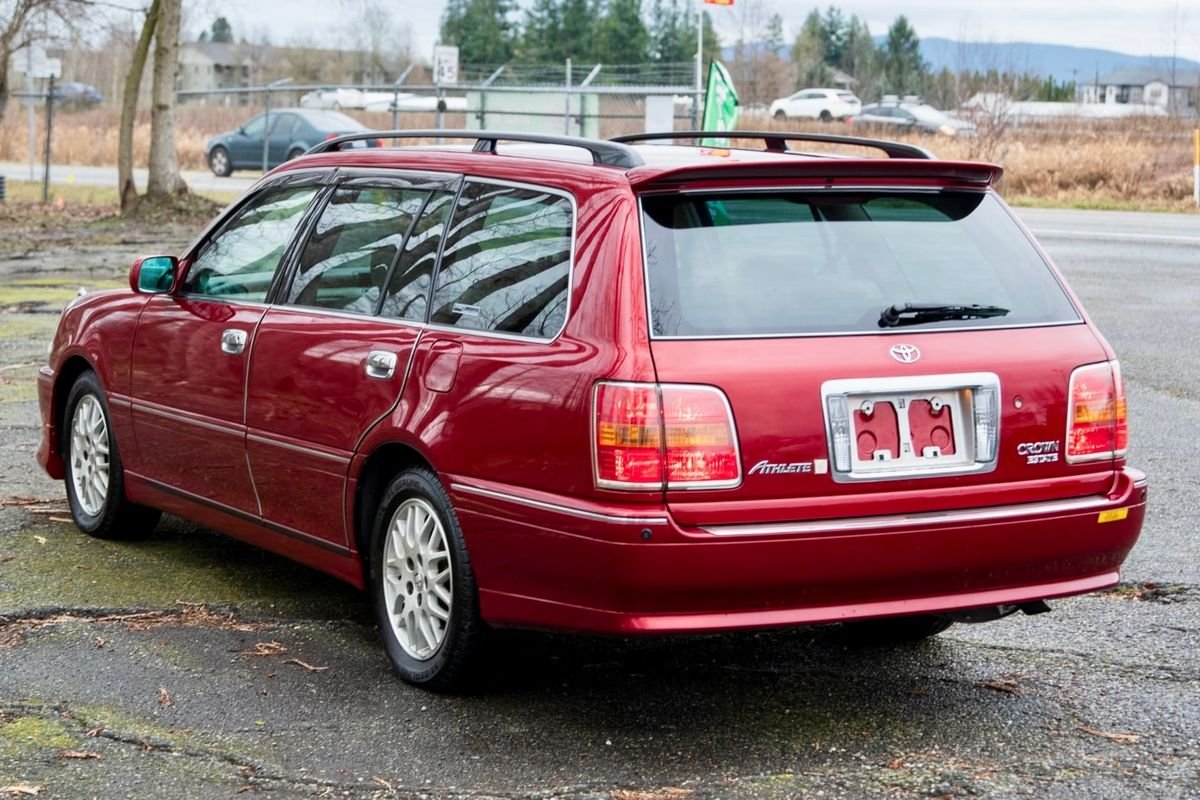 2000 Toyota Crown JDM car for sale — photo 4 of 9