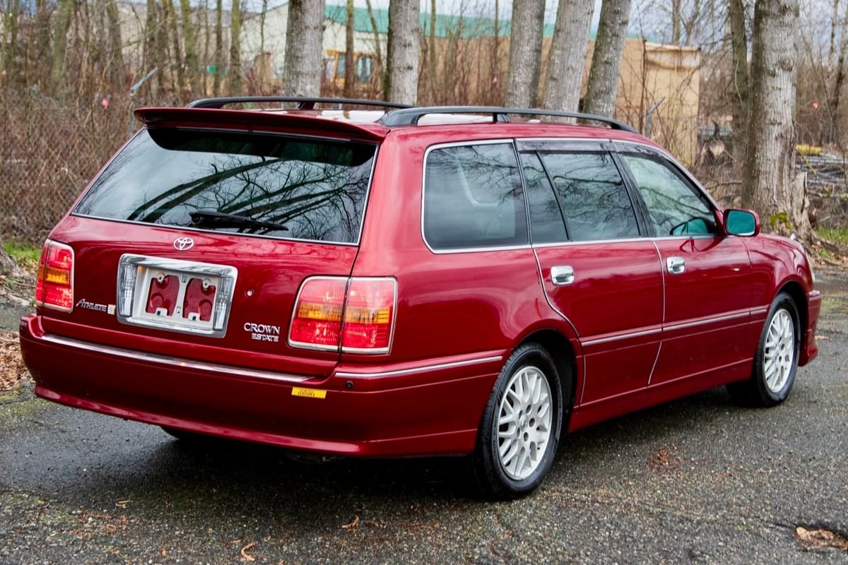 2000 Toyota Crown JDM car for sale — photo 6 of 9