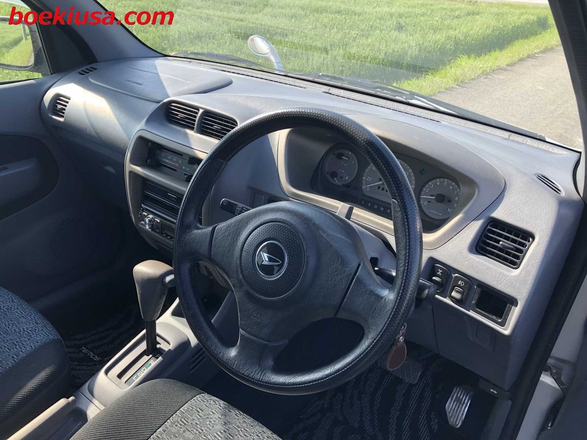 1998 Daihatsu Terios JDM car for sale — photo 10 of 11