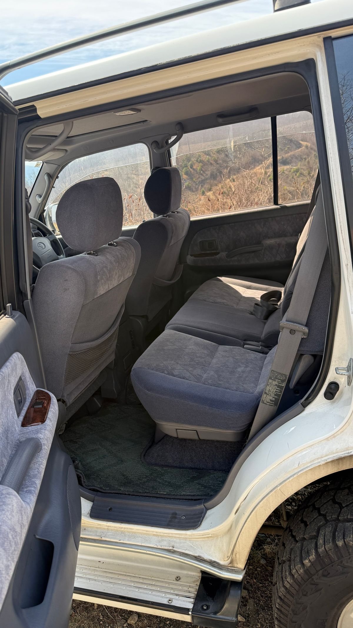 2000 Toyota Land Cruiser Prado JDM car for sale — photo 6 of 11