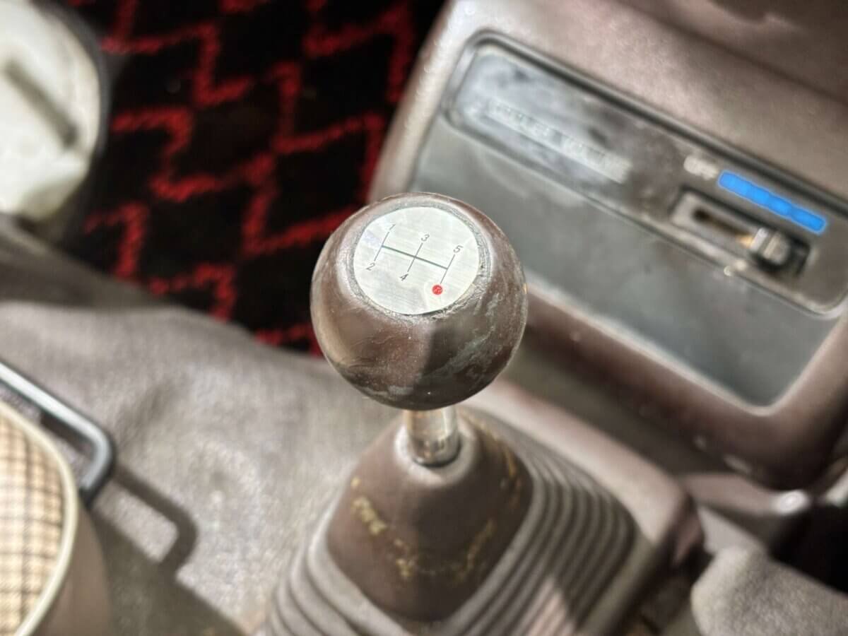 1989 Daihatsu Hijet JDM car for sale — photo 16 of 25