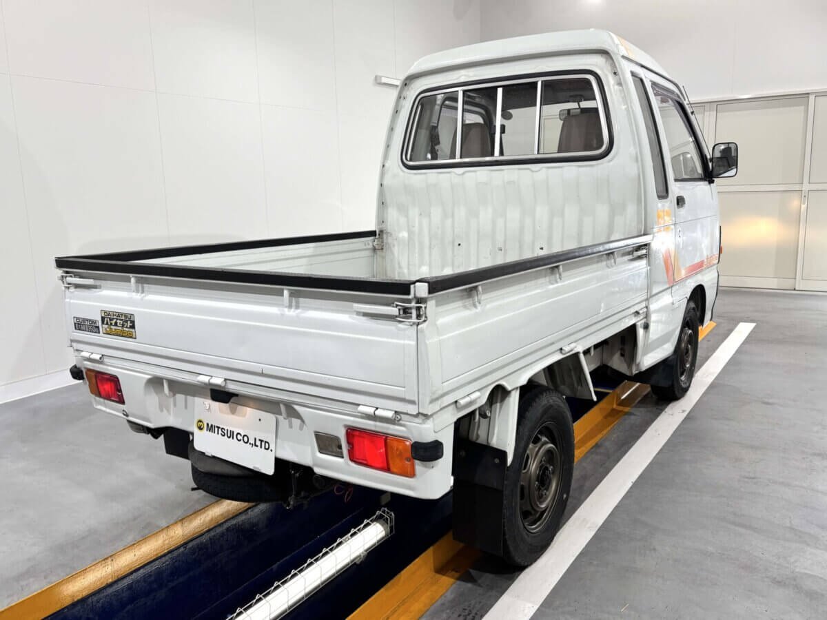 1989 Daihatsu Hijet JDM car for sale — photo 4 of 25