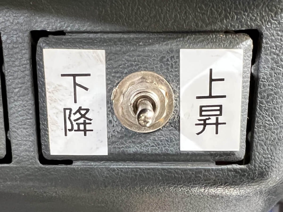 1990 Mitsubishi Minicab JDM car for sale — photo 16 of 25