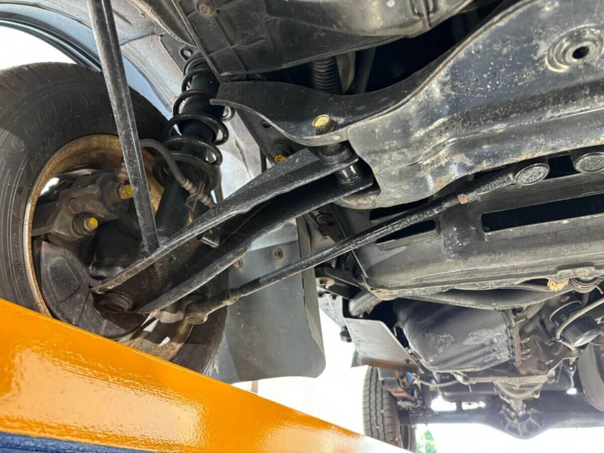 1993 Daihatsu Hijet JDM car for sale — photo 15 of 21