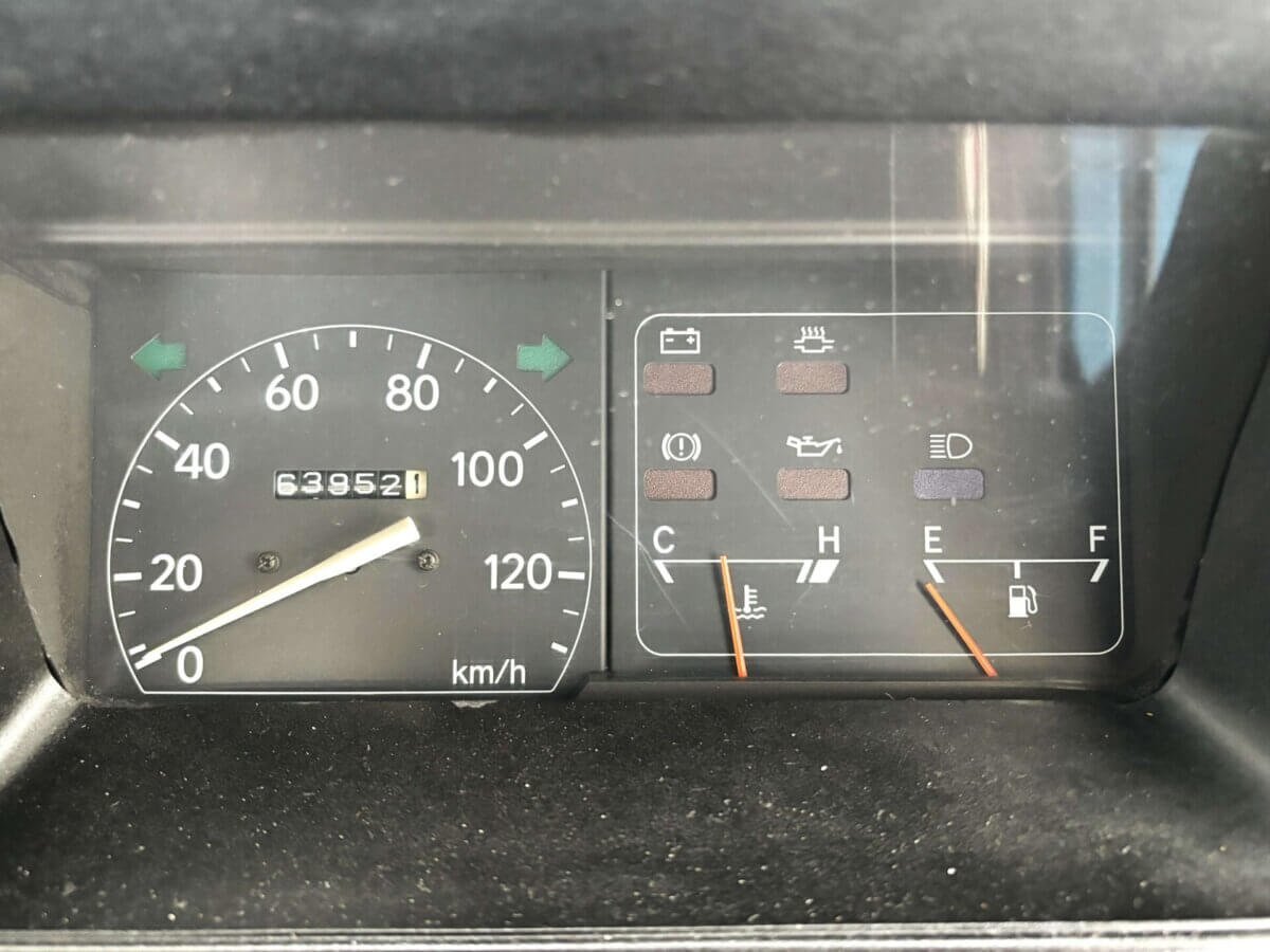 1993 Daihatsu Hijet JDM car for sale — photo 6 of 21
