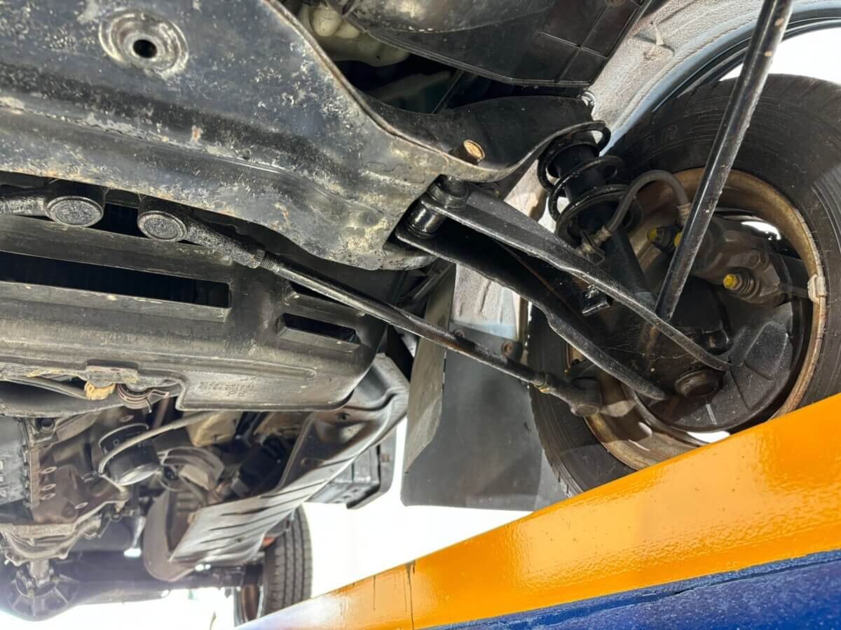 1993 Daihatsu Hijet JDM car for sale — photo 16 of 21