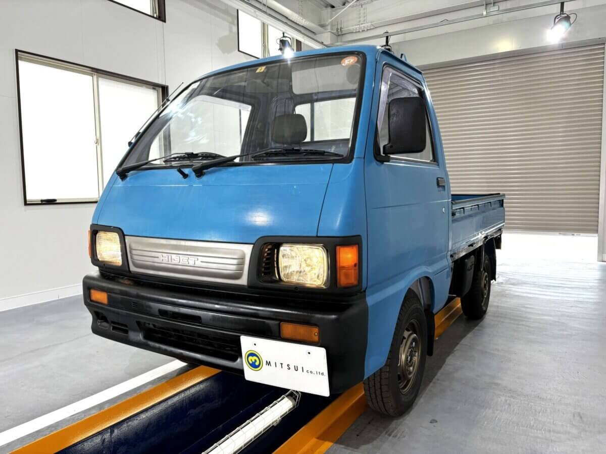 1993 Daihatsu Hijet JDM car for sale — photo 2 of 21