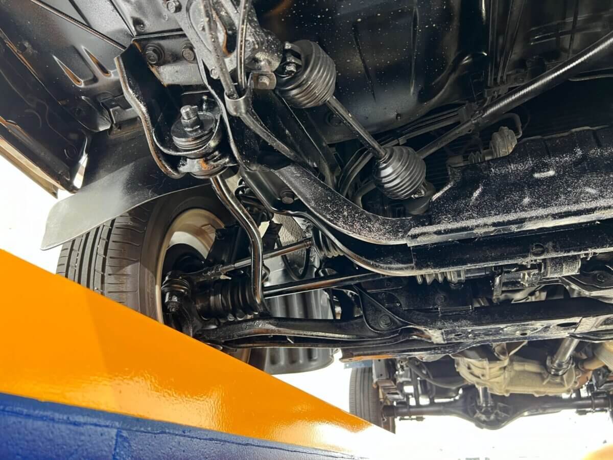 1993 Mitsubishi Minicab JDM car for sale — photo 19 of 25