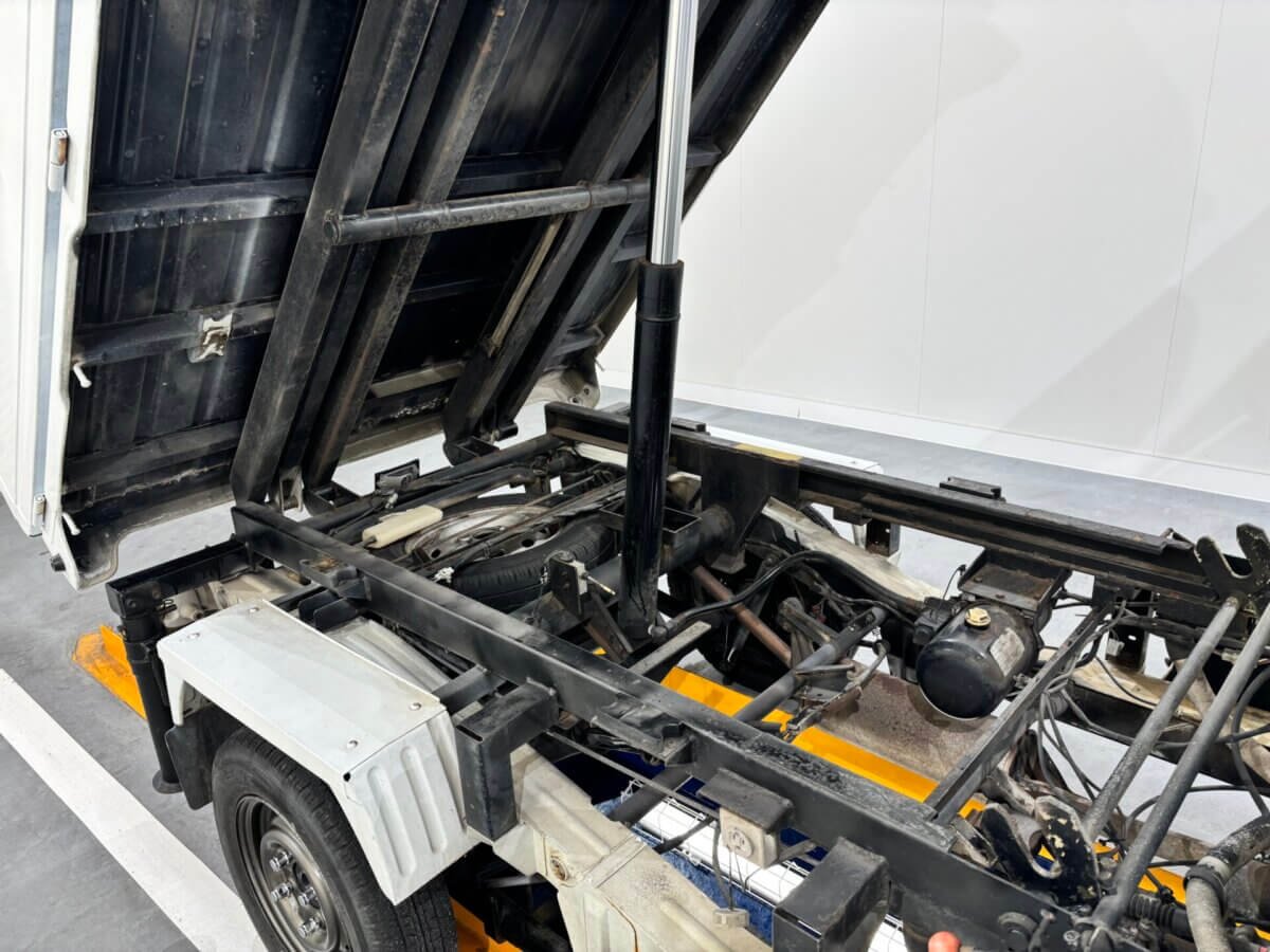 1993 Suzuki Carry JDM car for sale — photo 12 of 25