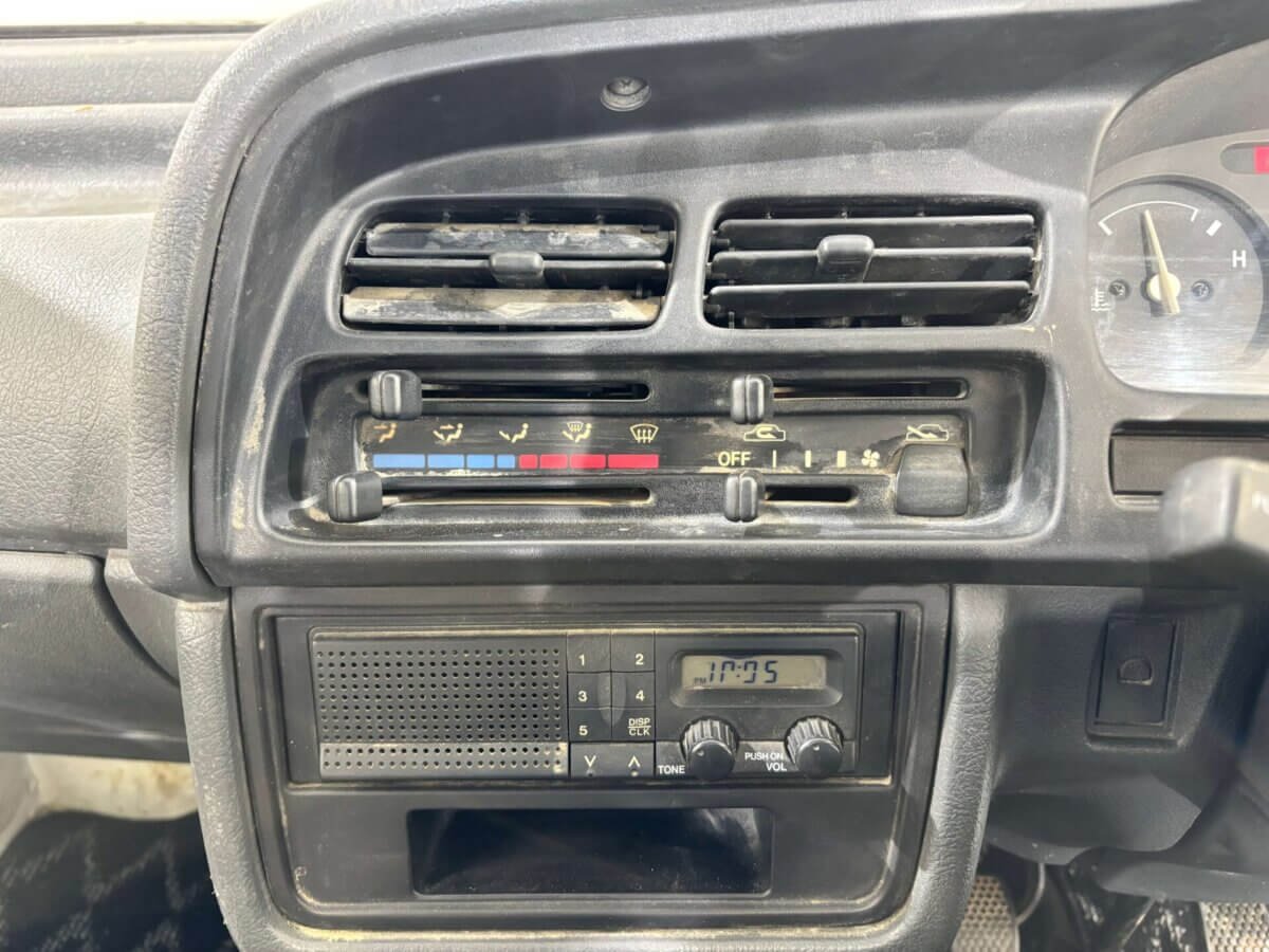 1993 Suzuki Carry JDM car for sale — photo 14 of 25
