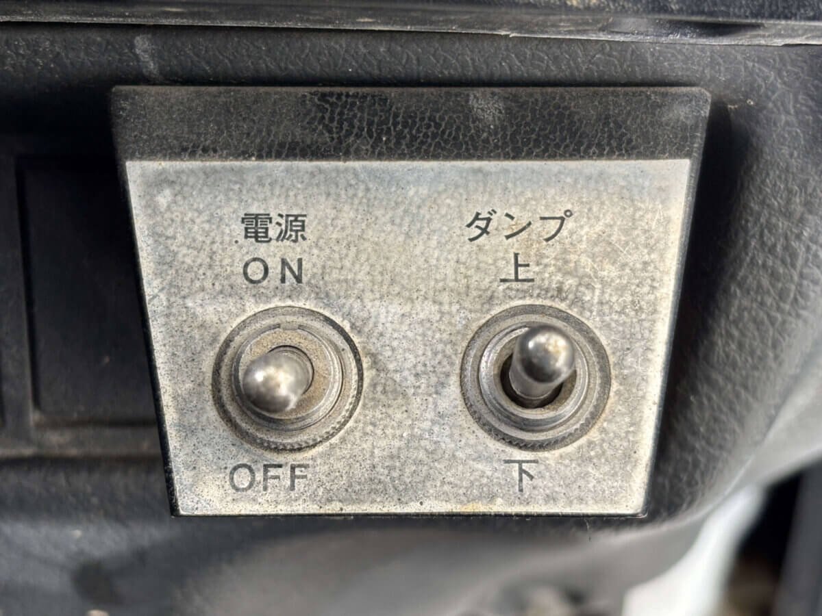 1993 Suzuki Carry JDM car for sale — photo 16 of 25