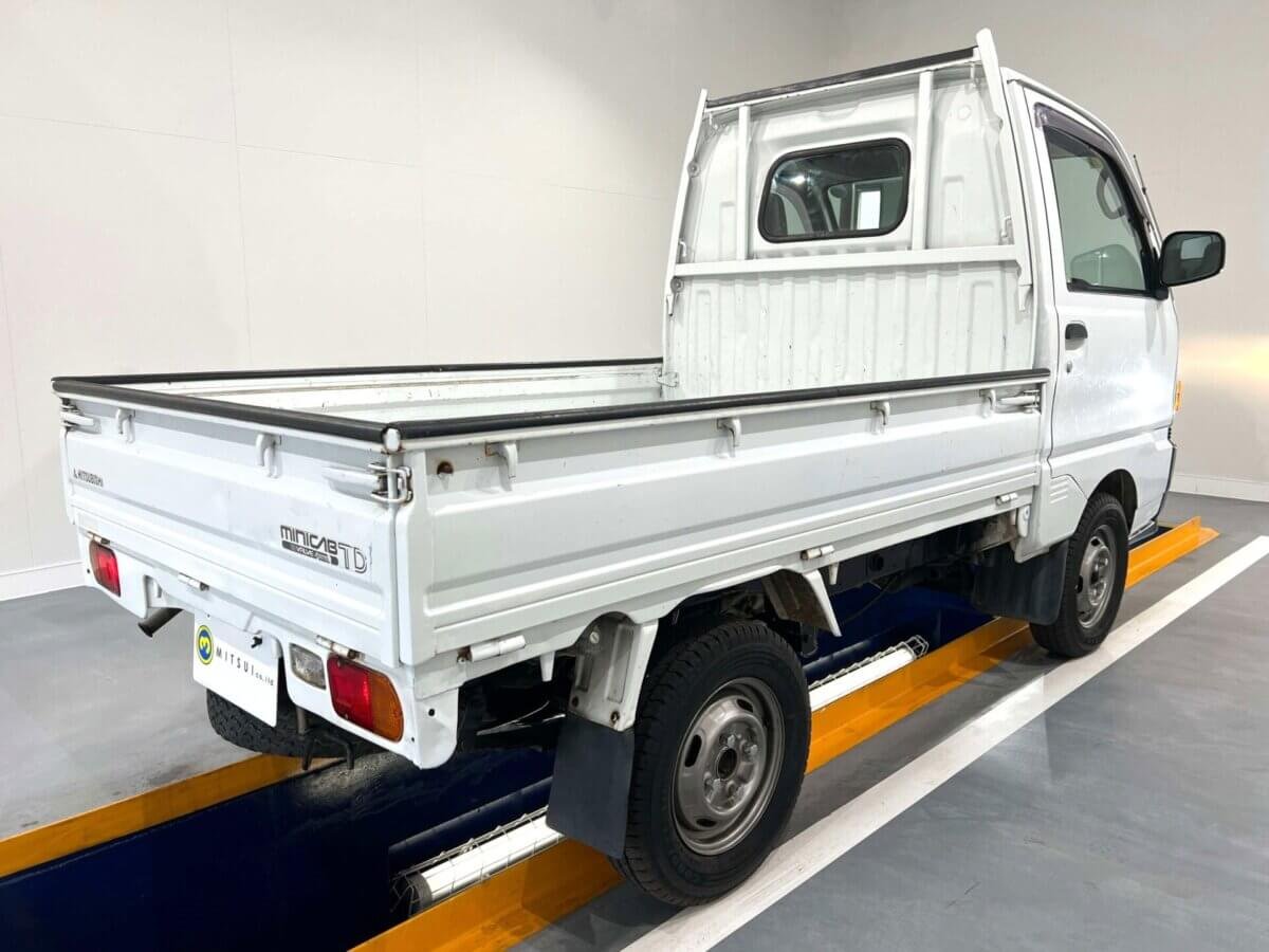 1994 Mitsubishi Minicab JDM car for sale — photo 4 of 24