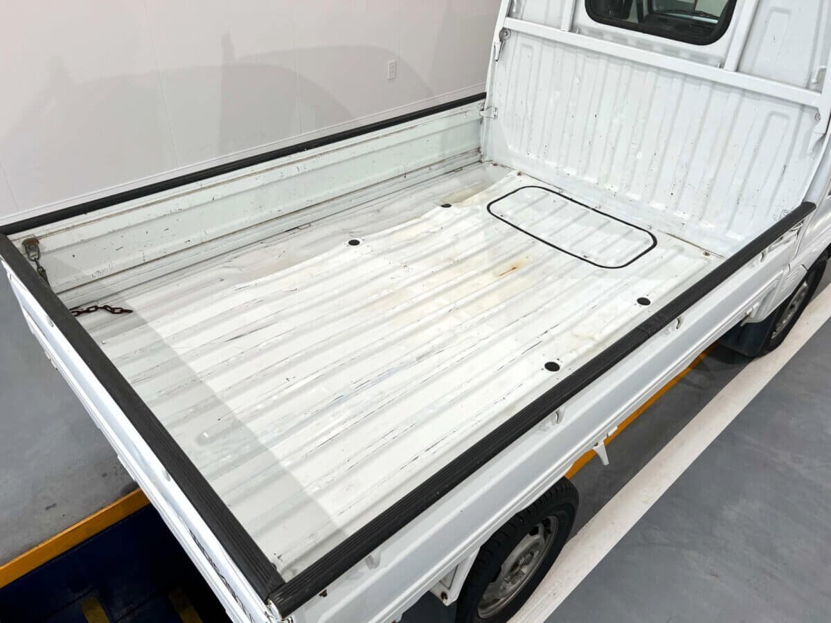 1994 Mitsubishi Minicab JDM car for sale — photo 5 of 24