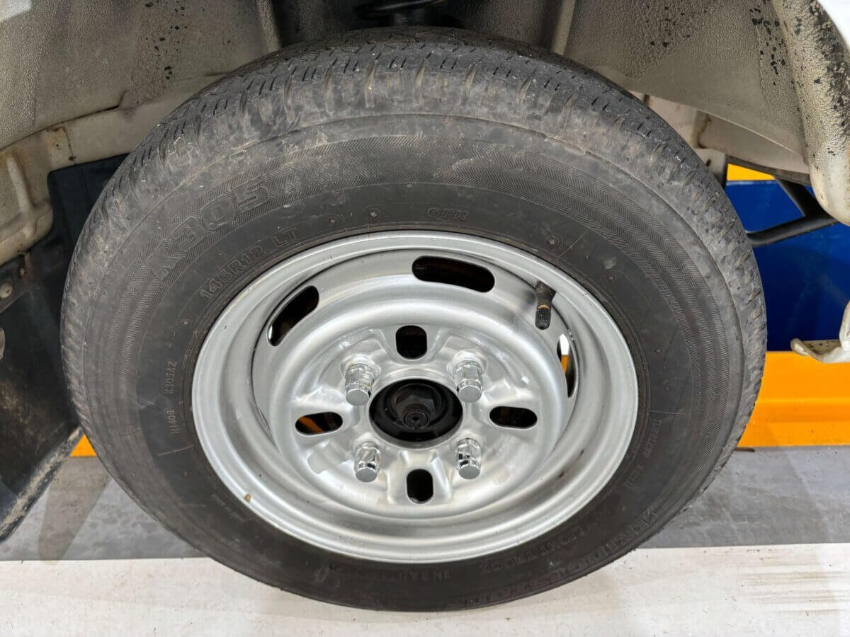 1994 Suzuki Carry JDM car for sale — photo 16 of 24