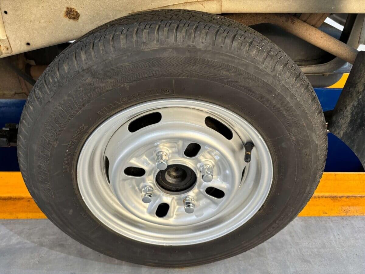 1994 Suzuki Carry JDM car for sale — photo 18 of 24