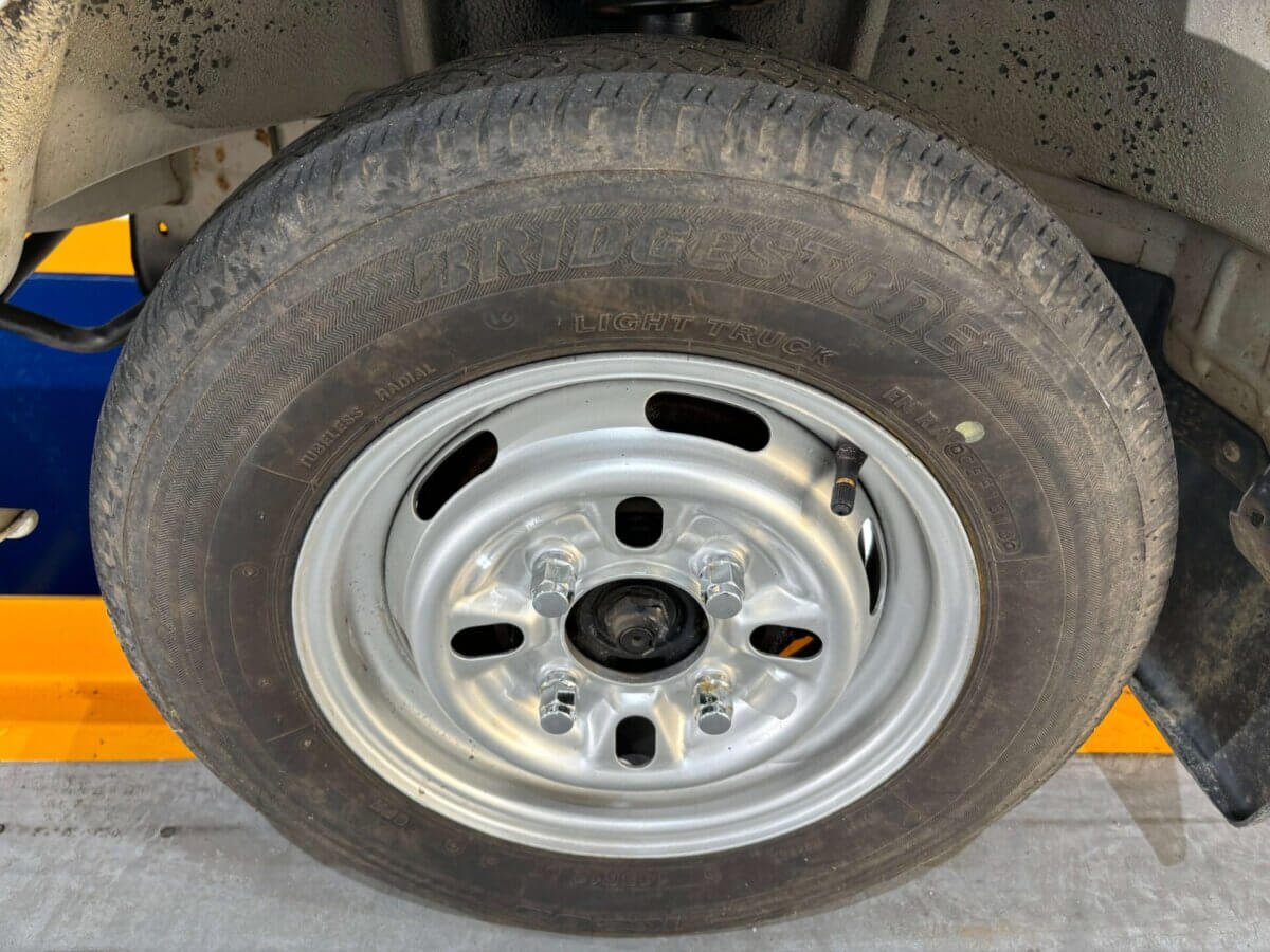 1994 Suzuki Carry JDM car for sale — photo 19 of 24