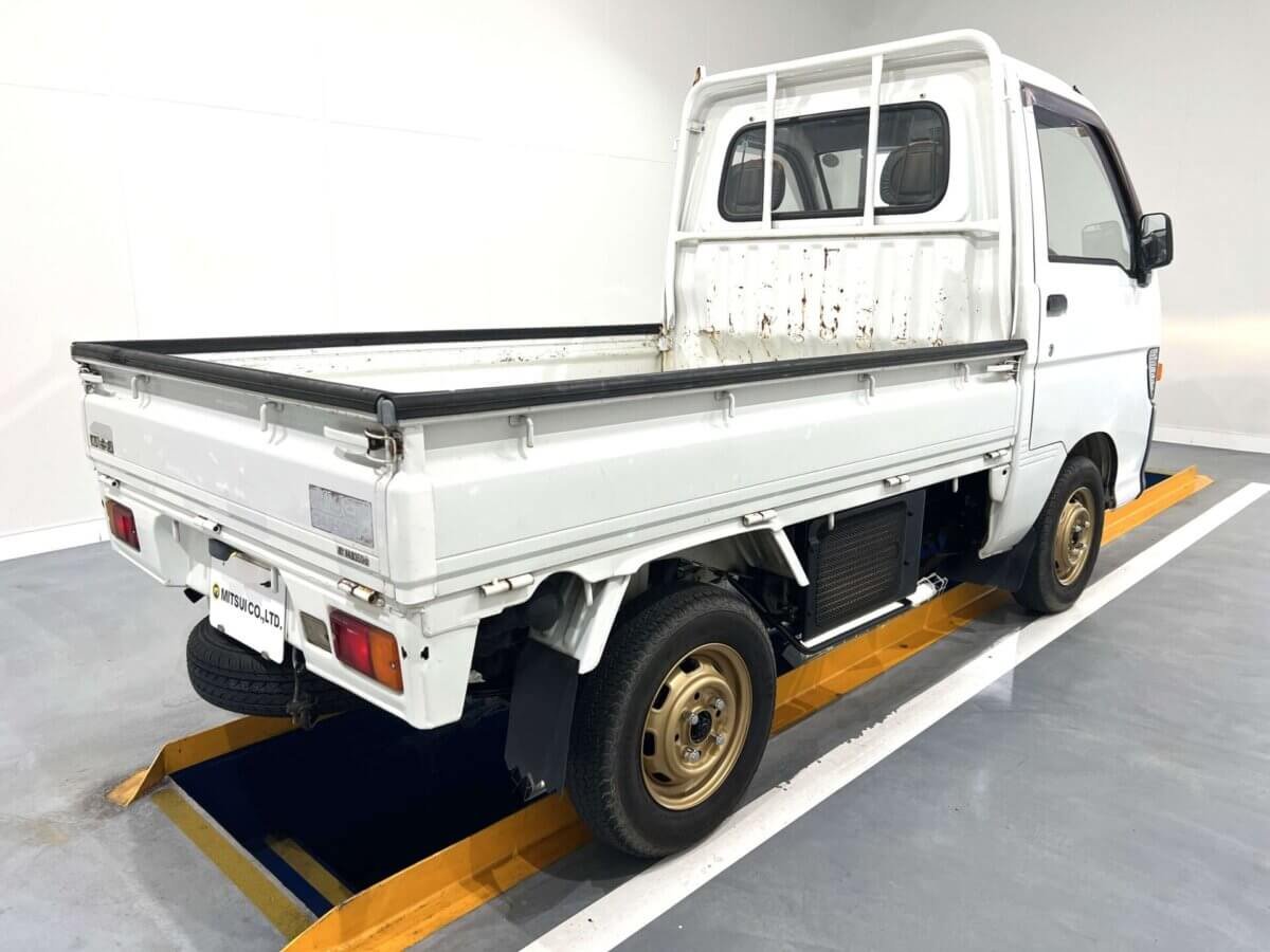 1995 Daihatsu Hijet JDM car for sale — photo 4 of 25