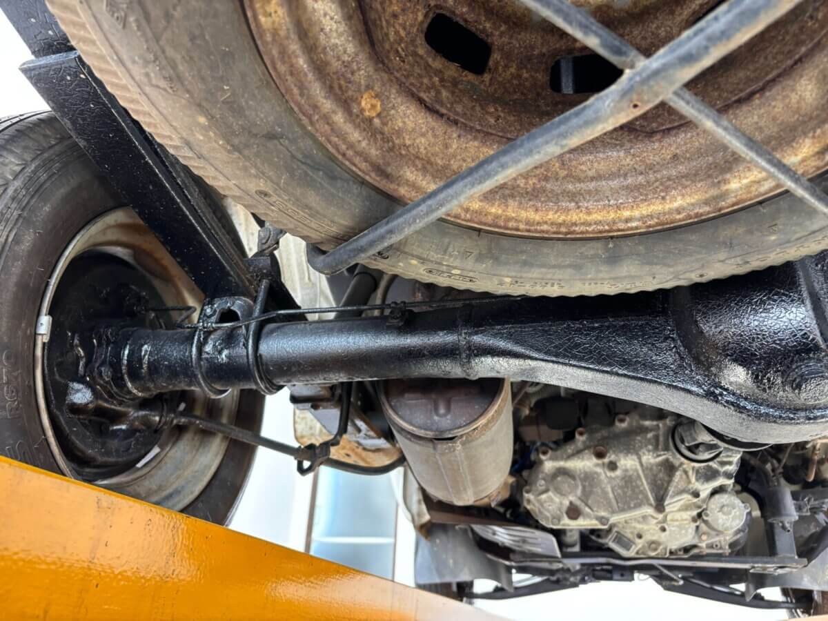 1995 Daihatsu Hijet JDM car for sale — photo 19 of 23