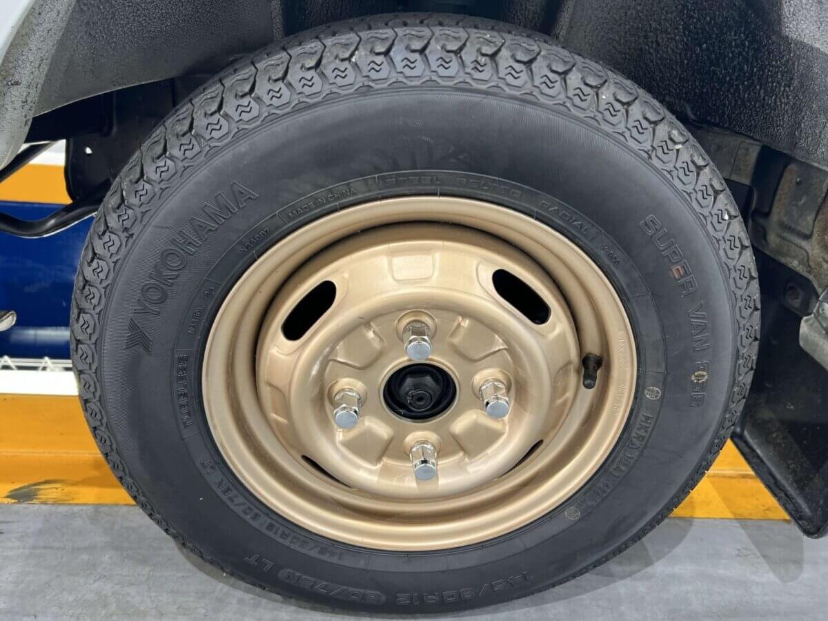 1995 Suzuki Carry JDM car for sale — photo 18 of 25