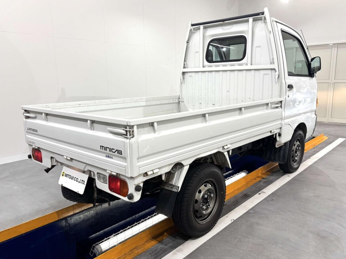 1996 Mitsubishi Minicab JDM car for sale — photo 4 of 23